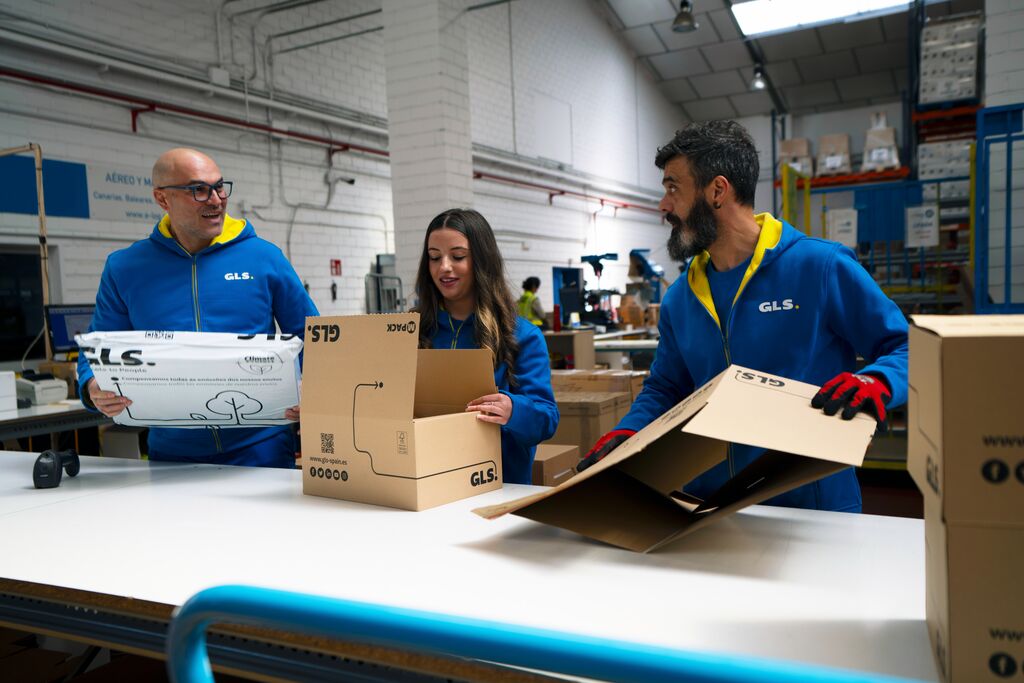 Cómo embalar un paquete sin caja de forma segura