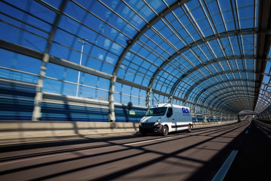 two GLS trucks cross in a bridge